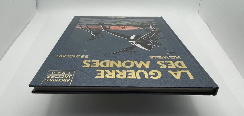 Archives Edgar P. Jacobs - TT - La Guerre des mondes - H.G. Wells / Edgar P. Jacobs - Éditions Blake et Mortimer - BD franco-belge - Très bon état