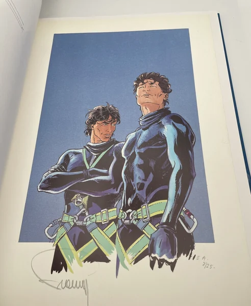 Largo Winch - TL - Int - Business Blues - Francq - Van Hamme - Khani éditions - 1995 - BD franco-belge - Bon état