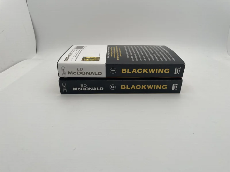 Blackwing - Tomes 1 et 2 (La marque du corbeau, Le cri du corbeau) - Ed McDonald - Bragelonne - Livres - Très bon état
