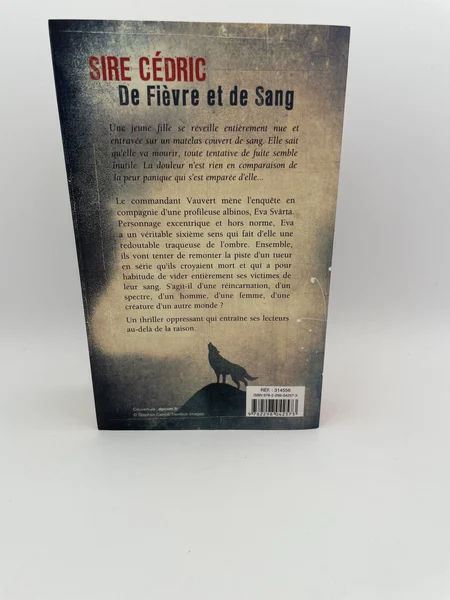 Éva Svärta - Tome 1 - De fièvre et de sang - Cédric Sire - France Loisirs - Livres - Bon état