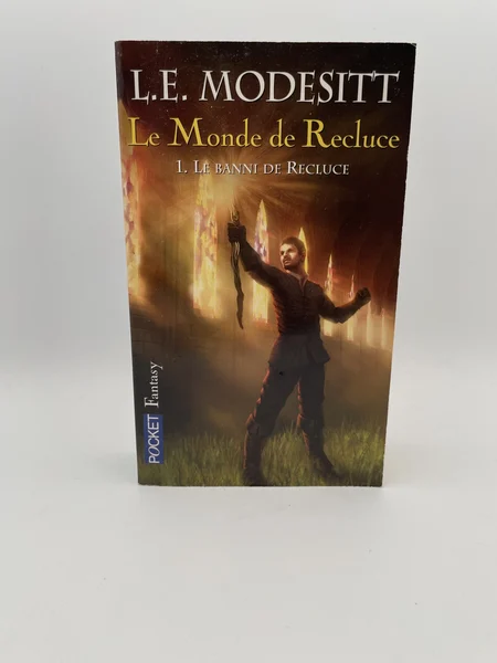 Le Monde de Recluce - Tome 1 - Le Banni de Recluce - L.E. Modesitt - Pocket - Livres - Très bon état