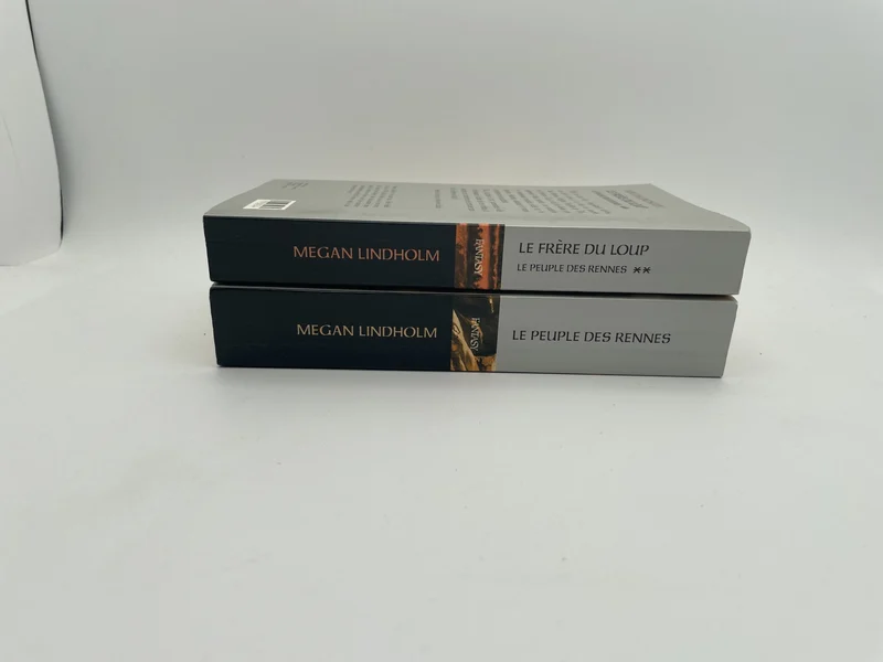 Le Peuple des Rennes - Tomes 1 et 2 (Le Peuple des Rennes, Le Frère du Loup) - Megan Lindholm - France Loisirs - Livres - Très bon état