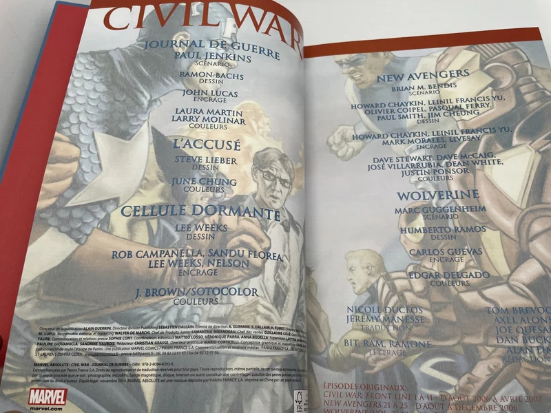 Civil War - Intégrale Journal de guerre - Paul Jenkins / Brian Michael Bendis / Marc Guggenheim - Panini Comics - Comics - Très bon état