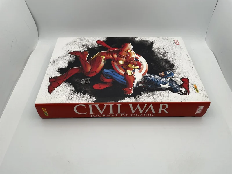 Civil War - Intégrale Journal de guerre - Paul Jenkins / Brian Michael Bendis / Marc Guggenheim - Panini Comics - Comics - Très bon état