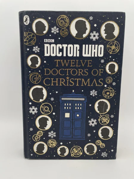 Doctor Who - Twelve Doctors of Christmas - Colin Brake / Richard Dungworth / Scott Handcock / Gary Russell - Puffin Books - Livres - Très bon état