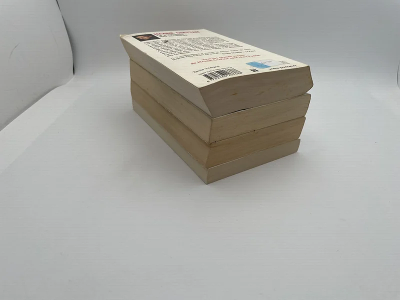 Que ta volonté soit faite / Le Sang du temps / Le Cinquième Règne / La Promesse des ténèbres - Maxime Chattam - Pocket - Livres - Bon état