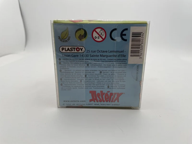 Plastoy – Astérix assis sur son rocher (tirelire) - Figurines - Neuf