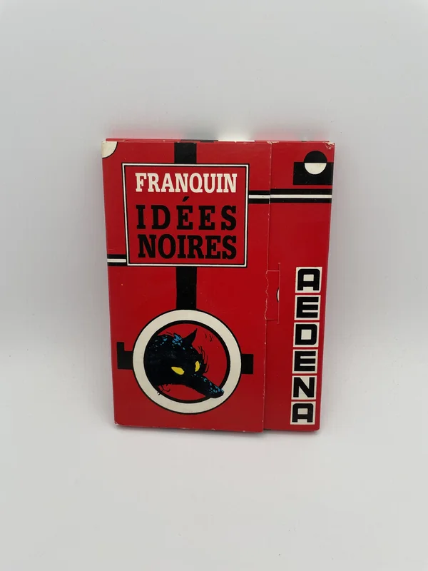Les Idées noires sont des mini-histoires d'humour noir indépendantes, publiées d'abord dans Le Trombone illustré, supplément de Spirou, puis poursuivies dans Fluide Glacial jusqu'en 1983. Usant de « l'humour du désespoir », Franquin y égratigne