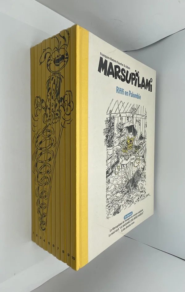 Né dans les pages de Spirou sous le crayon d'André Franquin, le Marsupilami a gagné sa propre série en 1987 avec Batem au dessin — son héritier désigné pour habiter la jungle de Palombie. Cette collection en 10 volumes célèbre le soixantième anniversaire